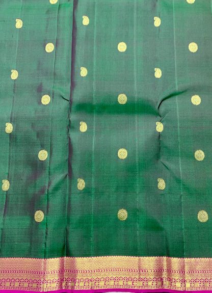 Pure Kanchipuram Silk Saree Green Colour with Golden Pink Border
