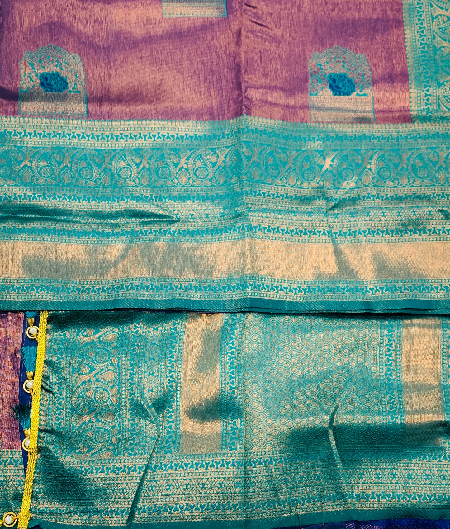 Art Silk Saree Onion Purple Colour with Sapphire Border