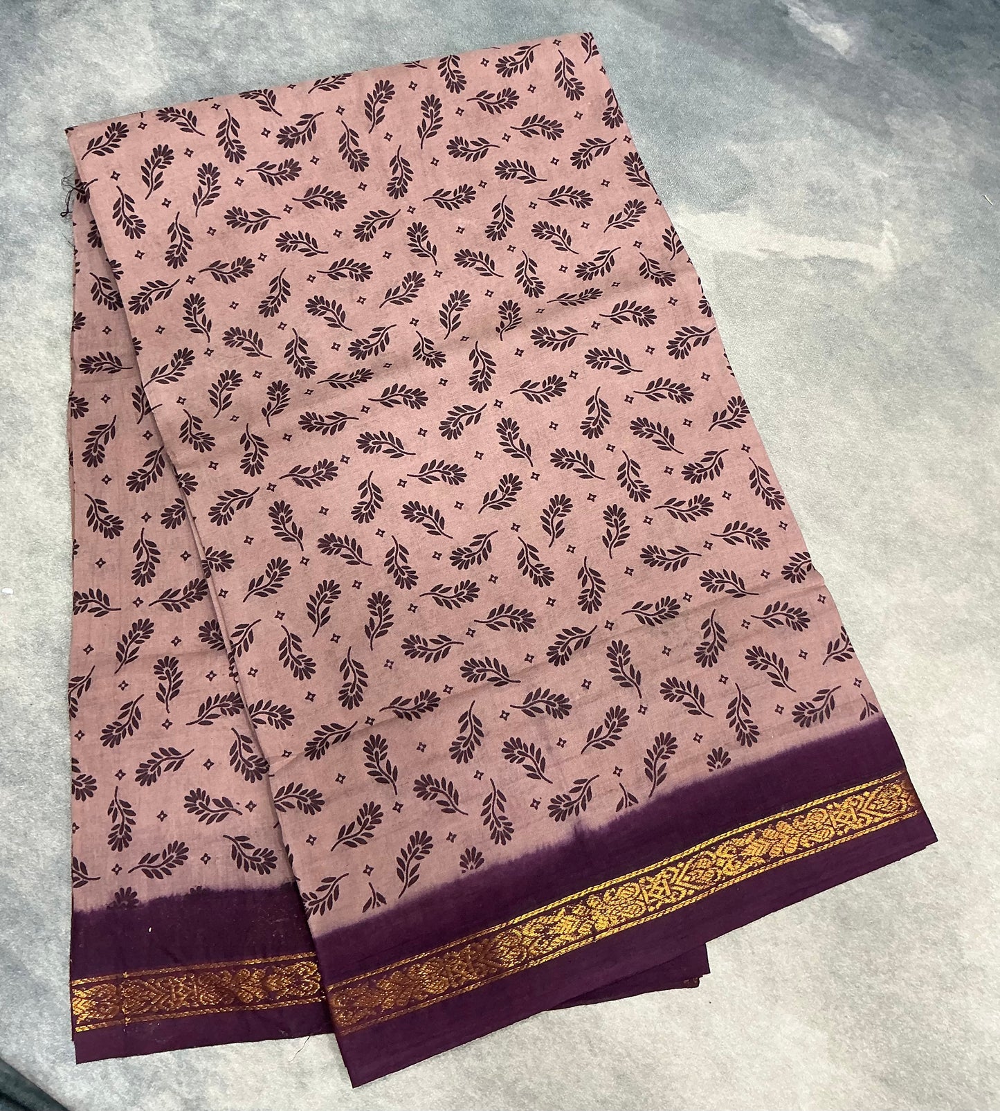 Chettinad Sungudi Cotton Onion Pink Colour with Brown Colour Border