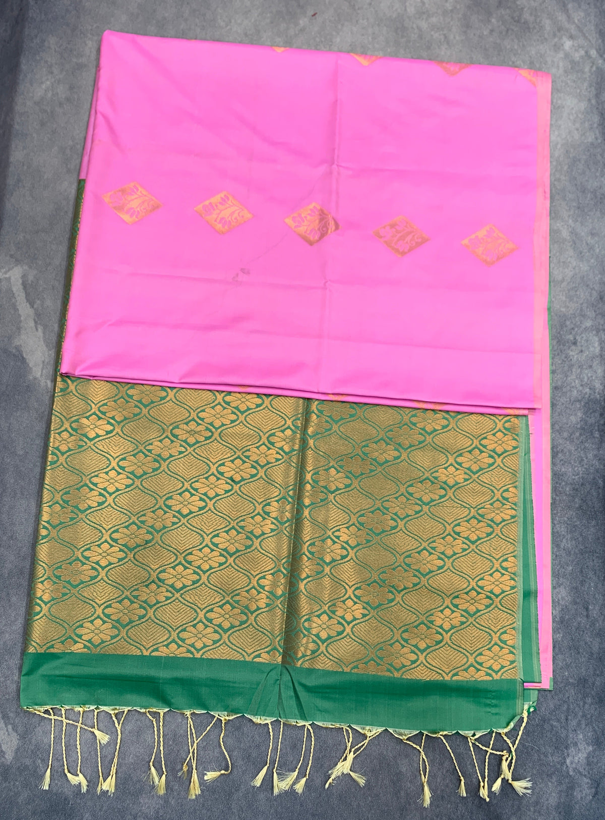 Art Silk Saree Baby Pink Colour with Borderless