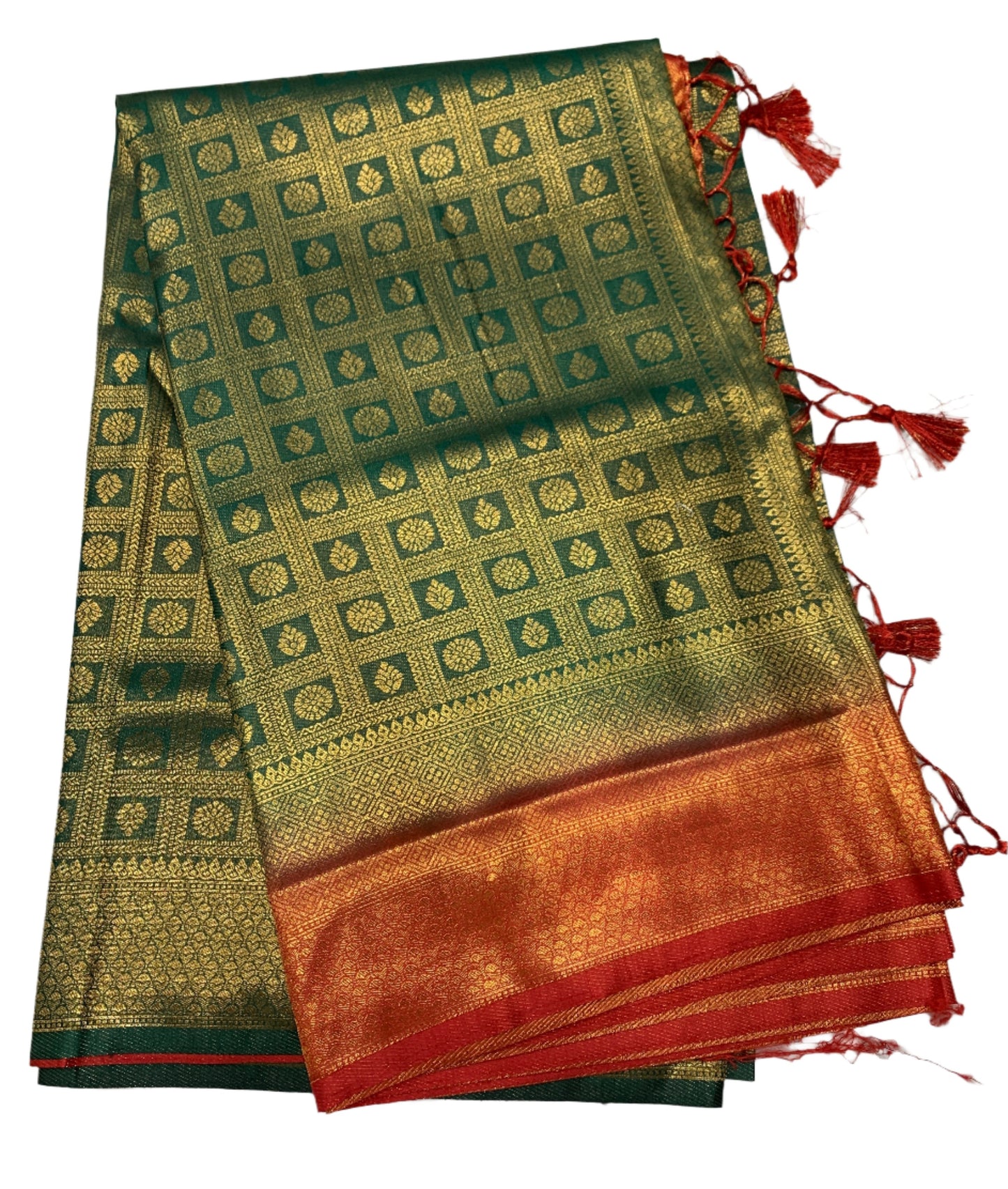 Green shade kuberra pattu with Red Pallu