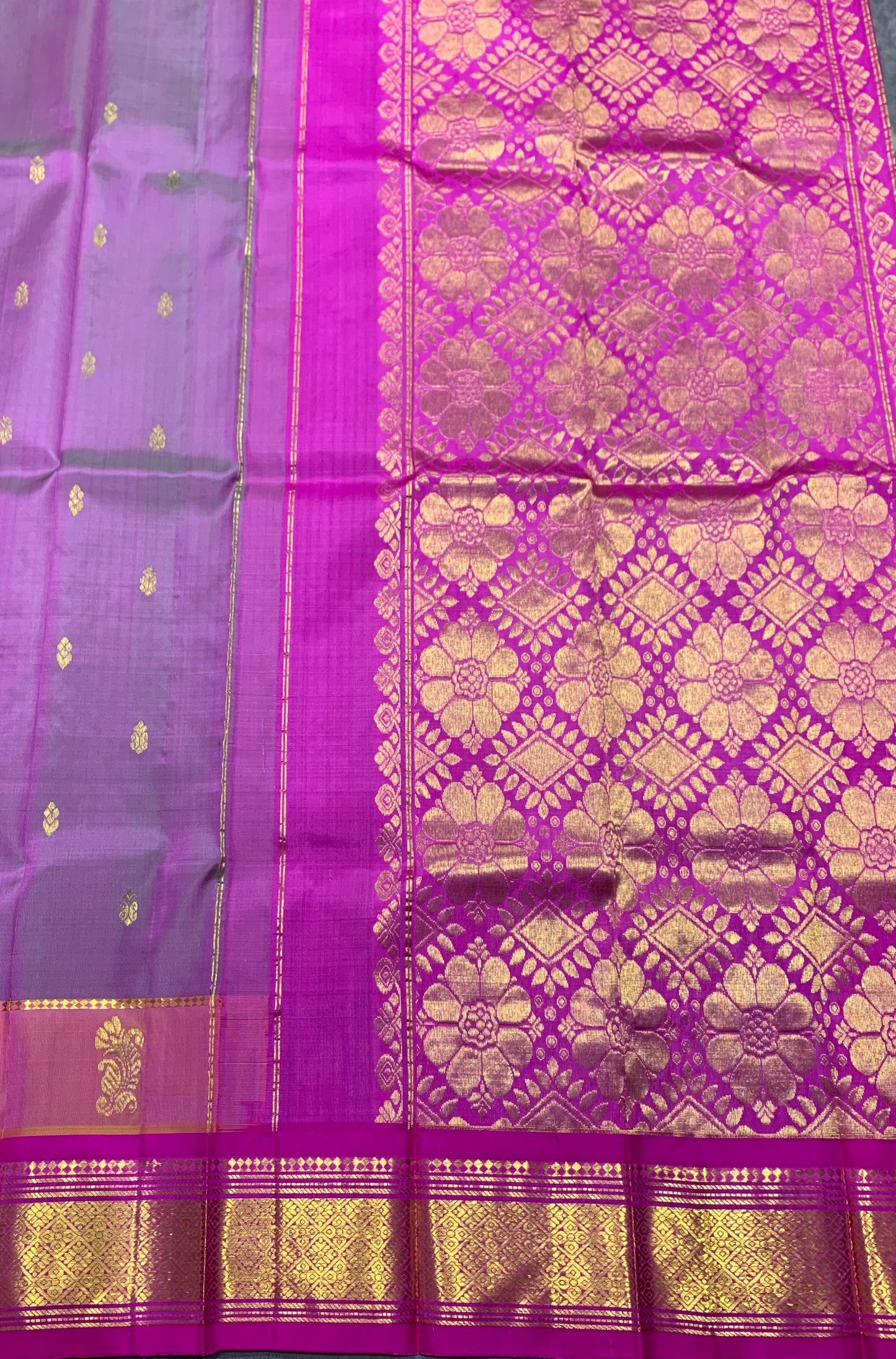 Pure Kanchipuram Silk Saree Dual Tone Lavender Colour with Pink Colour Gold Zari Border