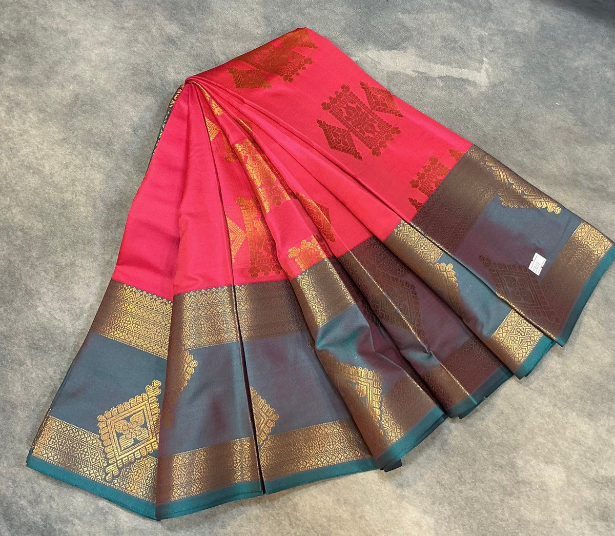 Soft Silk Casual Saree Tomato Pink Colour with Rettai Rama Green Colour Border