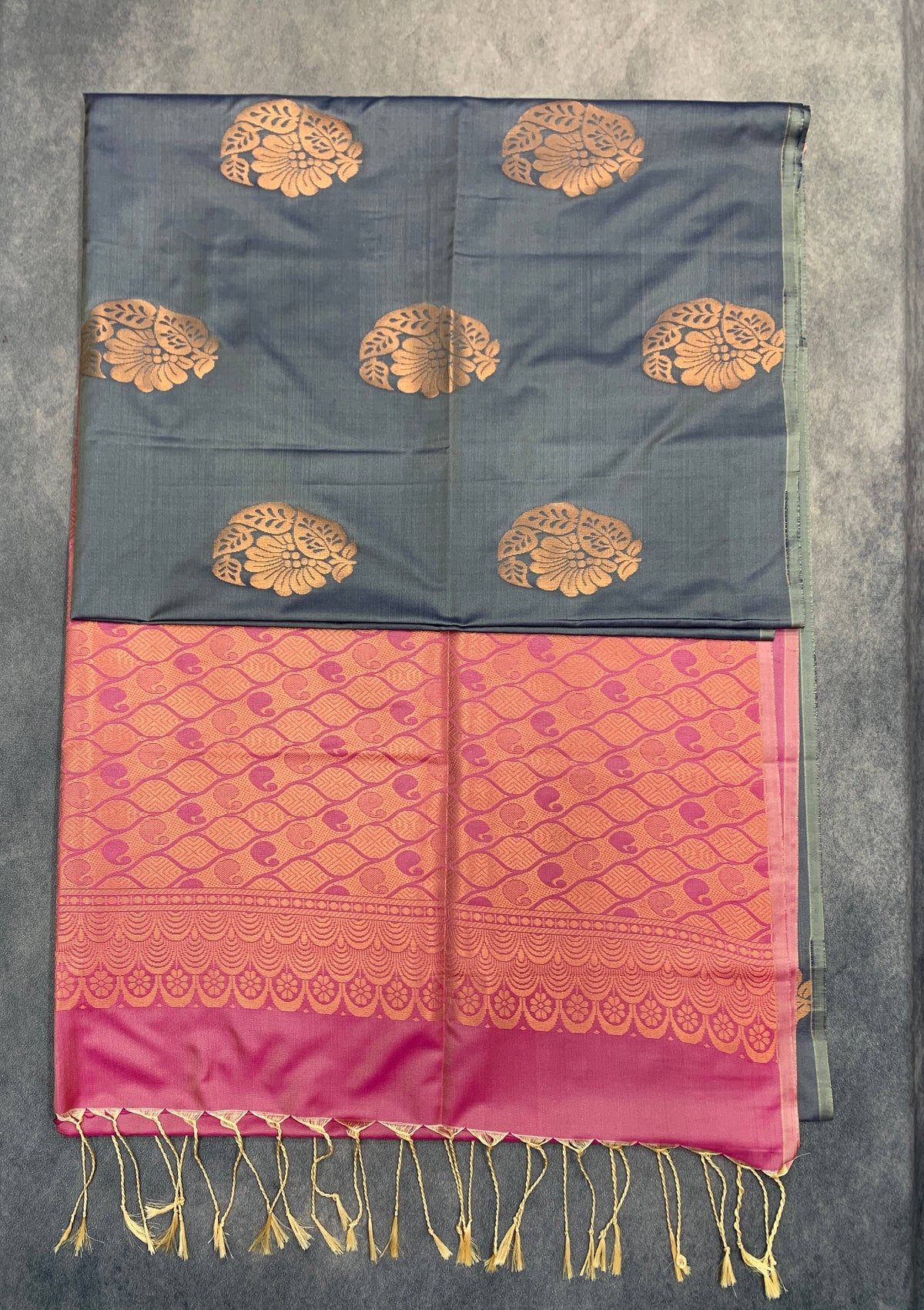 Art Silk Saree Grey Colour with Borderless