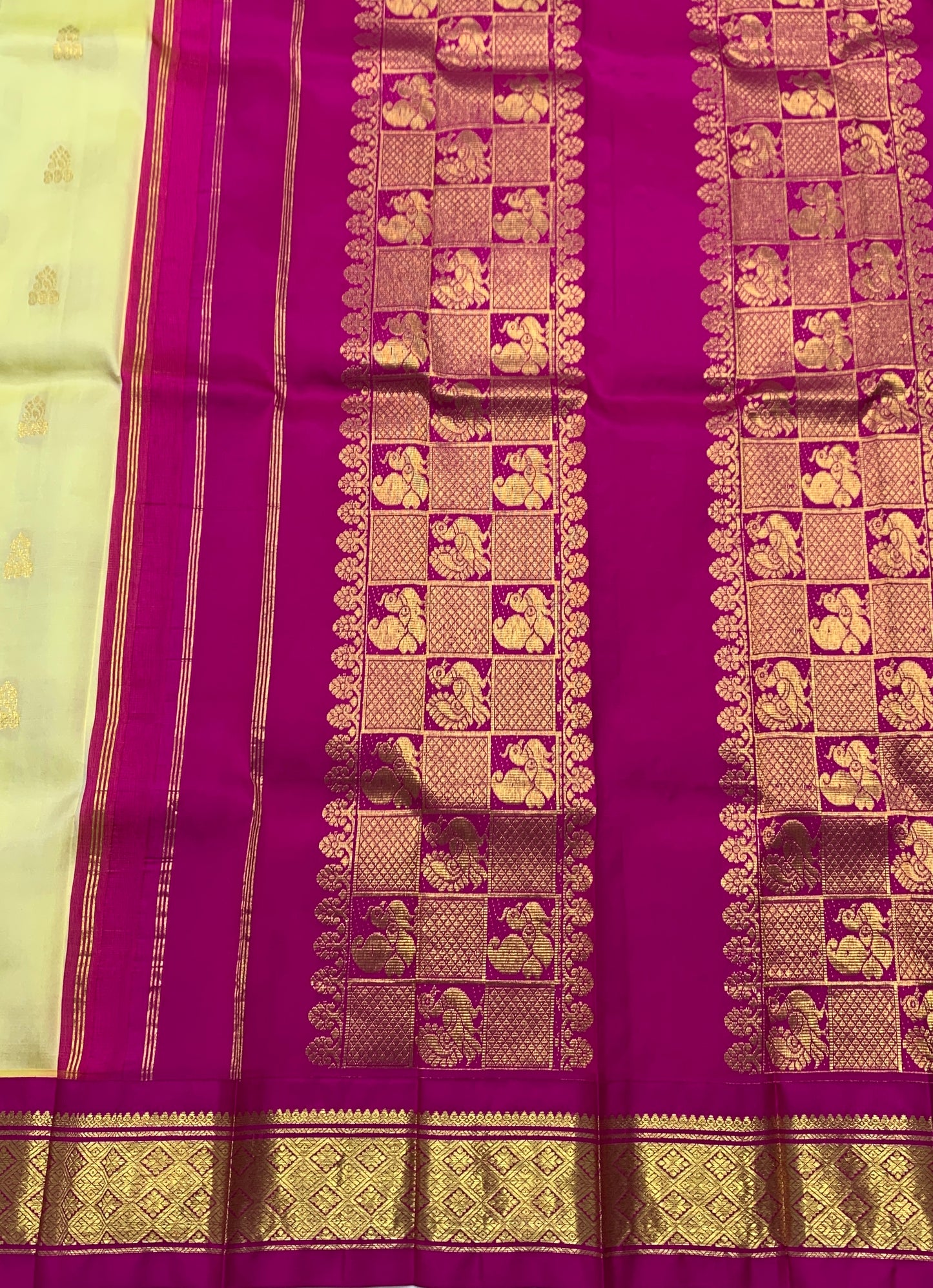 Pure Kanchipuram Silk Saree Ivory Colour with Pink and Gold Zari Border