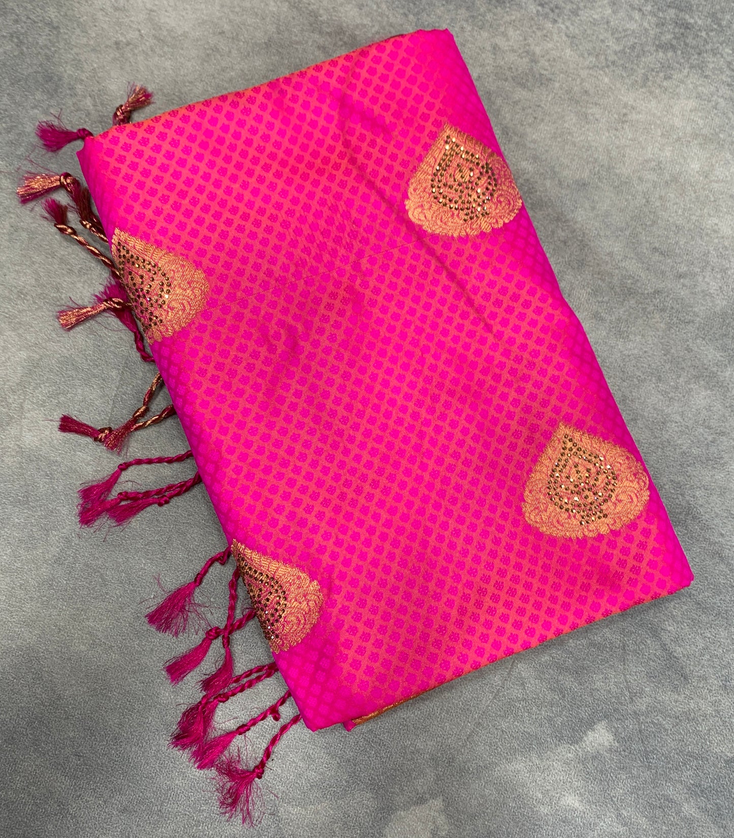 Soft Vegan Silk Saree Rani Pink Colour with Pink and Copper Border