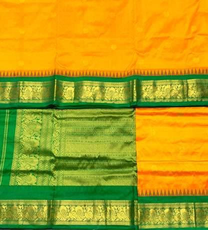 9 yards Pure Kanchipuram Silk Saree Mango Yellow Colour with Green Border