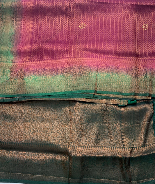 Brown shade Kuberra Pattu with Green Pallu