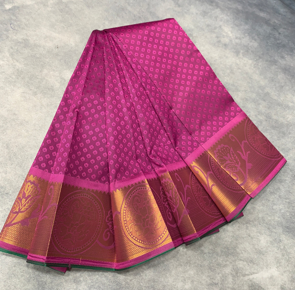 Synthetic Cotton Saree Magenta Colour with Copper Border