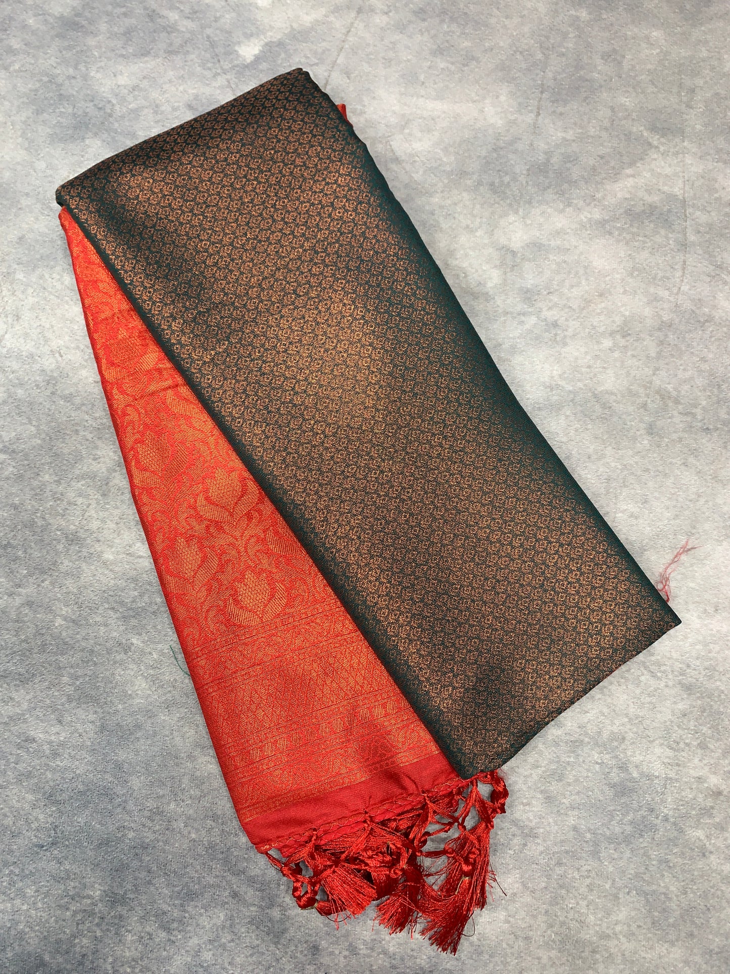 Soft Silk Saree Green Colour with Red Colour Pallu