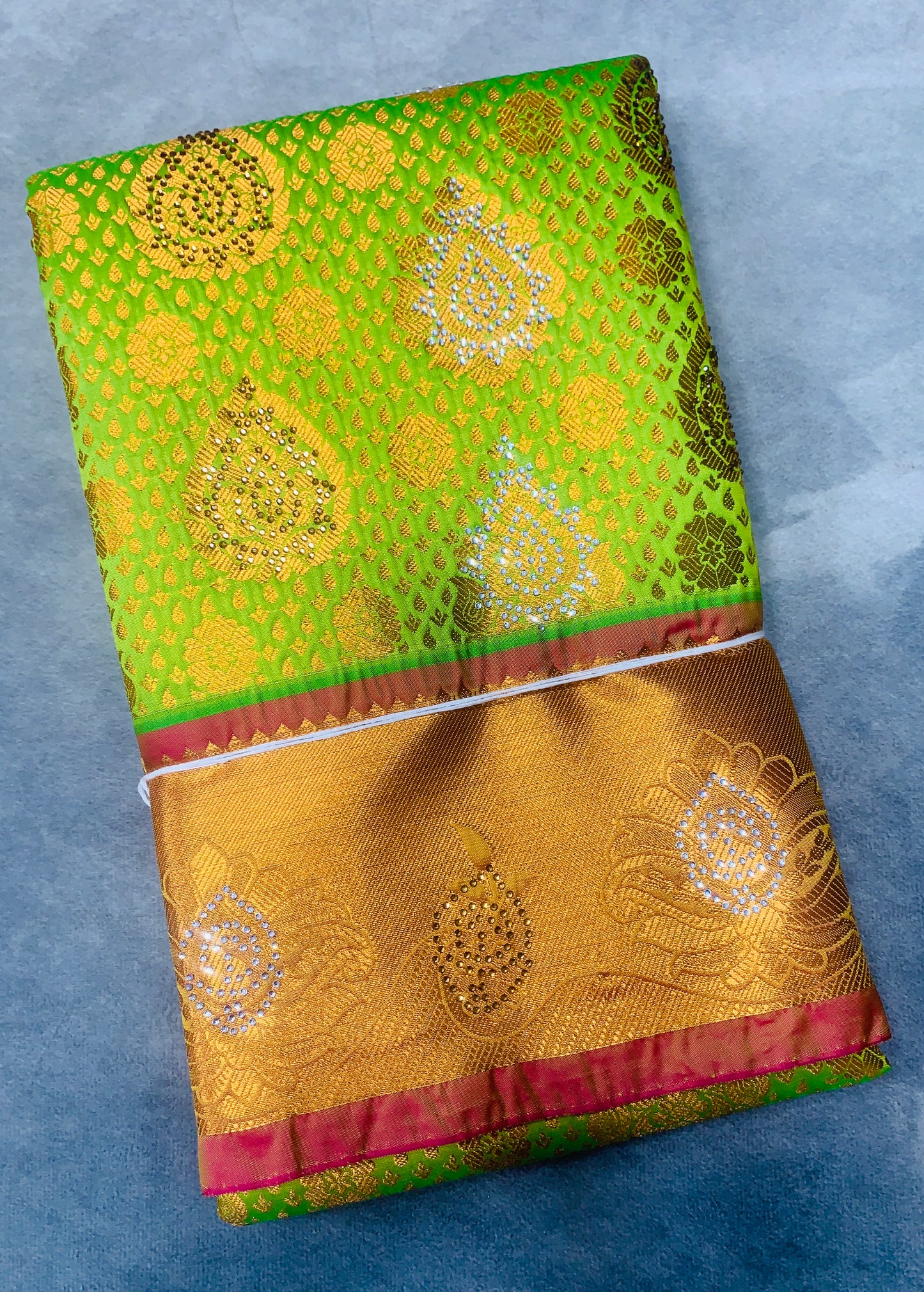 Vegan Silk Saree Apple Green Colour with Copper and Pink Border
