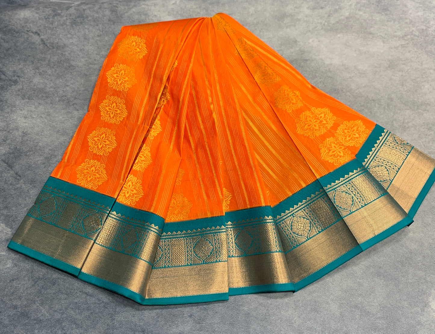 Vegan Silk Saree Mango Yellow Colour Saree with Green Colour Contrast Border