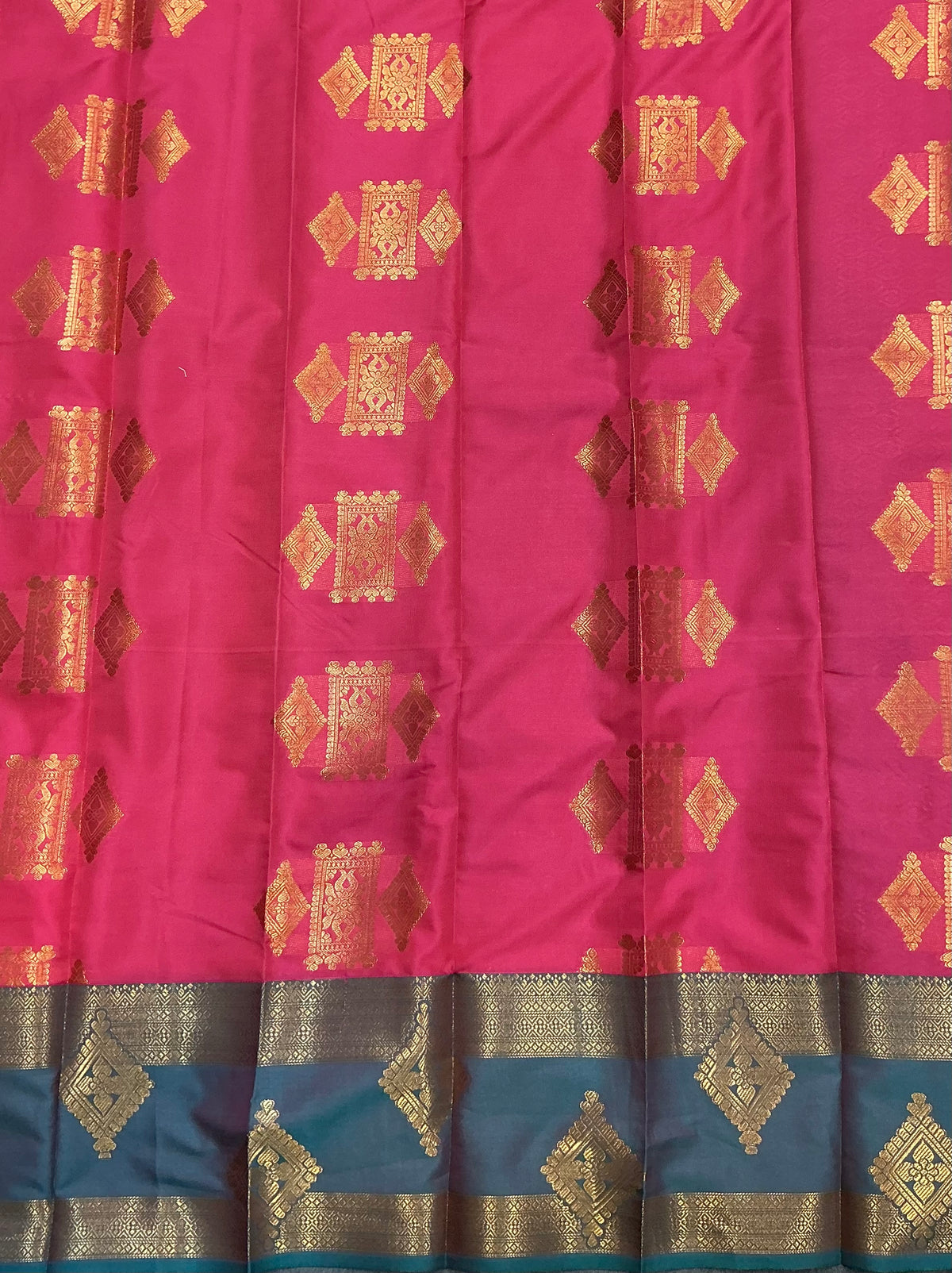 Soft Silk Casual Saree Tomato Pink Colour with Rettai Rama Green Colour Border