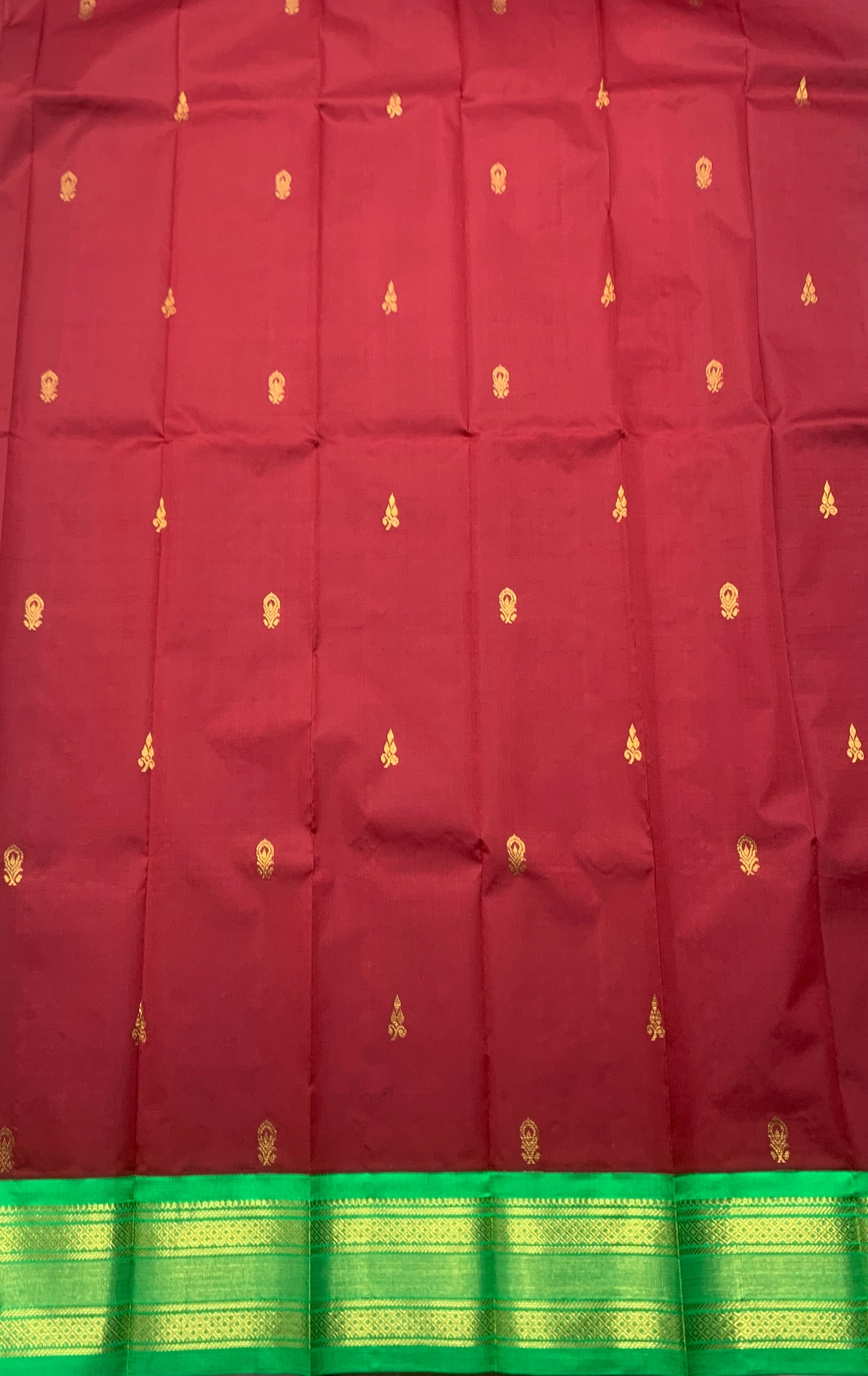 Pure Kanchipuram Silk Saree Maroon Colour with Light Green Border