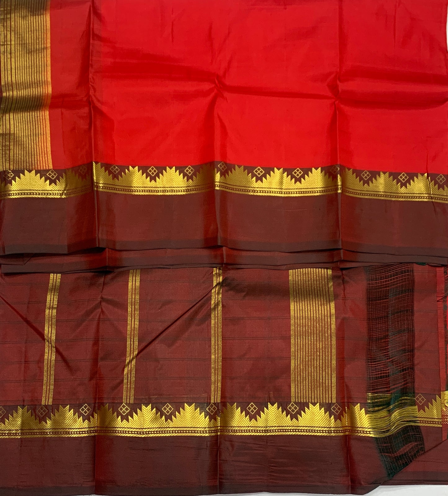 Pure Kanchipuram Silk Saree Red shade with Brown Border