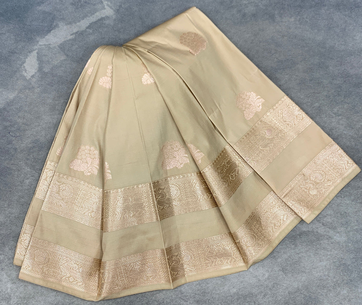 Soft Silk Casual Saree Antique Gold Colour with Rettai Pettu Border