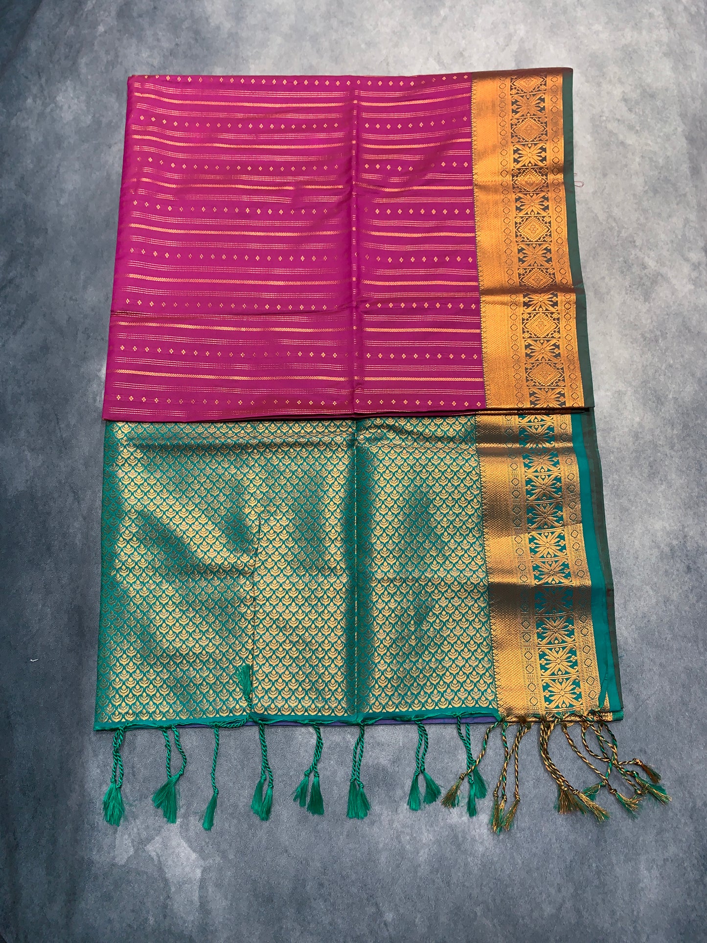 Soft Vegan Silk Saree Magenta Colour with Rama Green and Copper Border