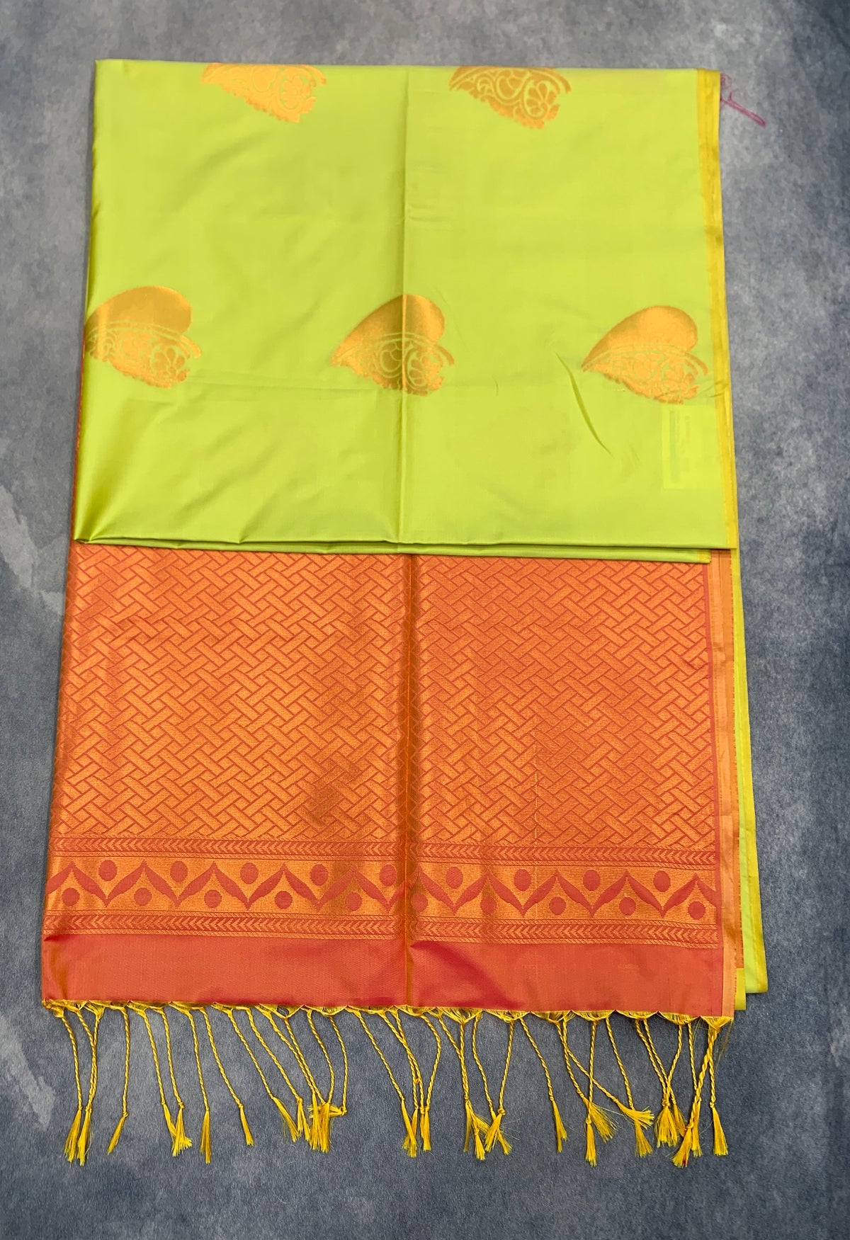 Art Silk Saree Lime Green Colour with Borderless