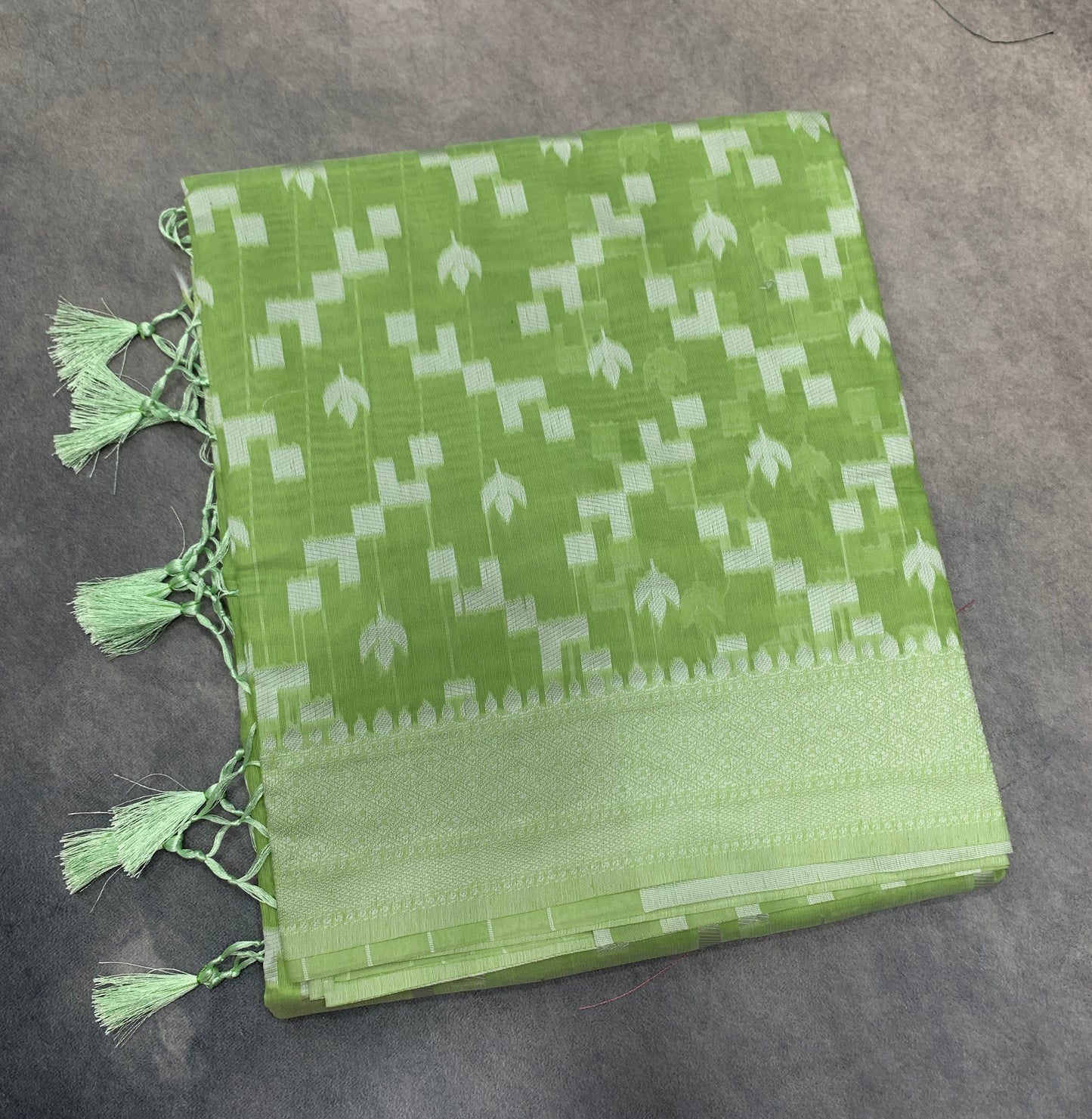 Banaras Katan Saree Apple Green Colour with Katan Work Border