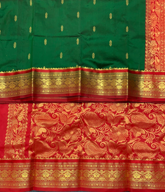 Pure Kanchipuram Silk Green Colour with Red Border