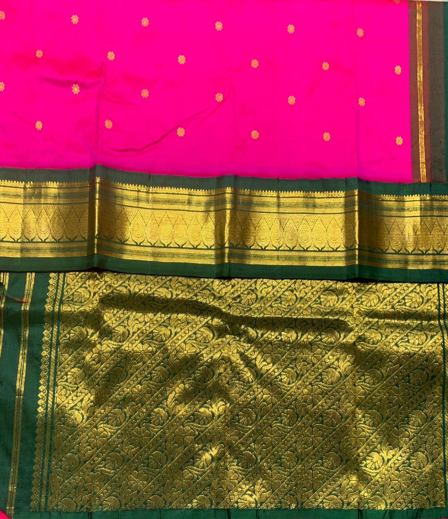 Pure Kanchipuram Silk Saree Pink Colour with Green with Golden Zari Work Border