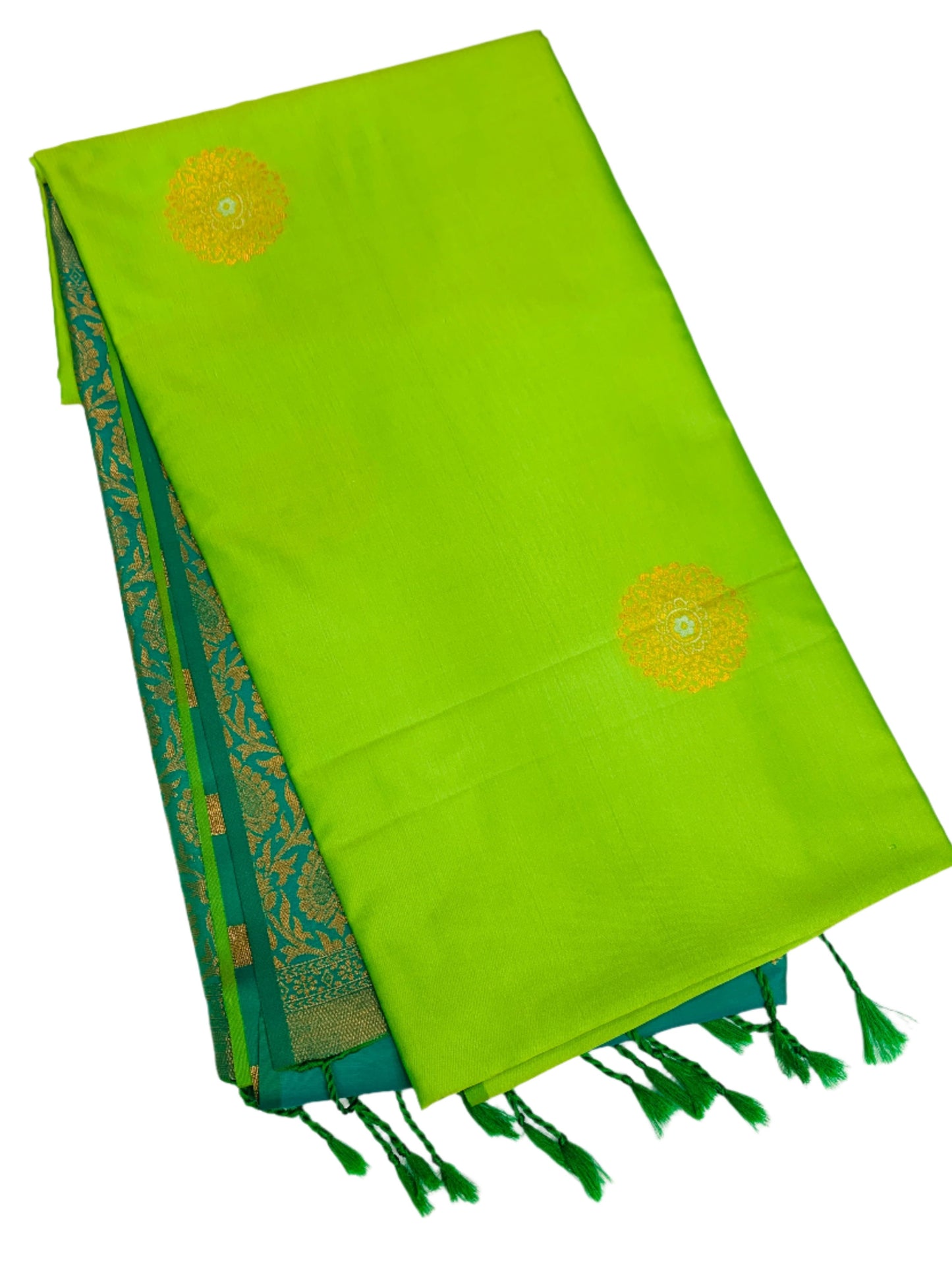 Soft Vegan Silk Saree Light Green Colour with Border Less