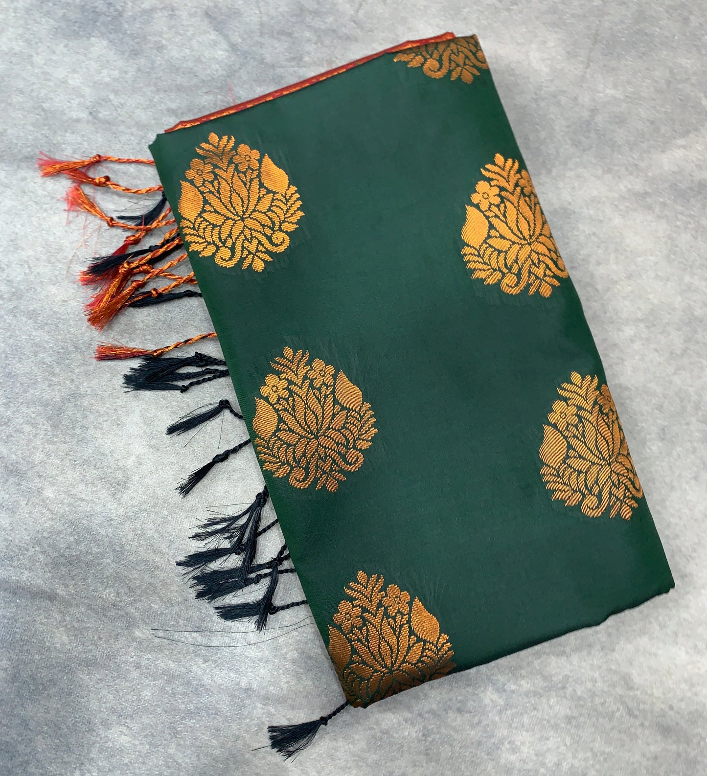 Soft Vegan Silk Saree Green Colour with Maroon and Copper Border