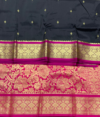 Block Colour Saree with Golden and Pink Border