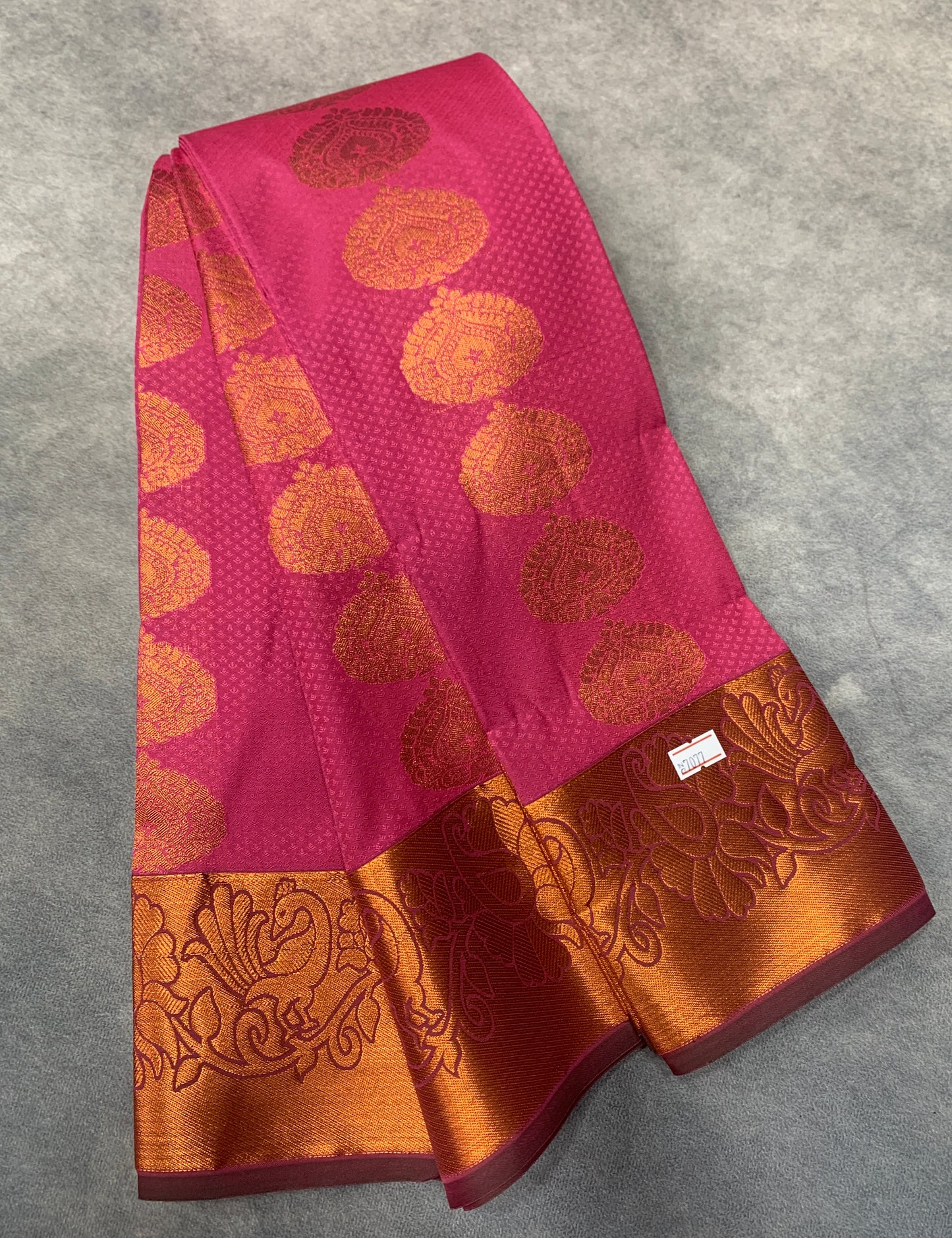 Vegan Silk Saree Peach Pink Colour Saree with Copper Border