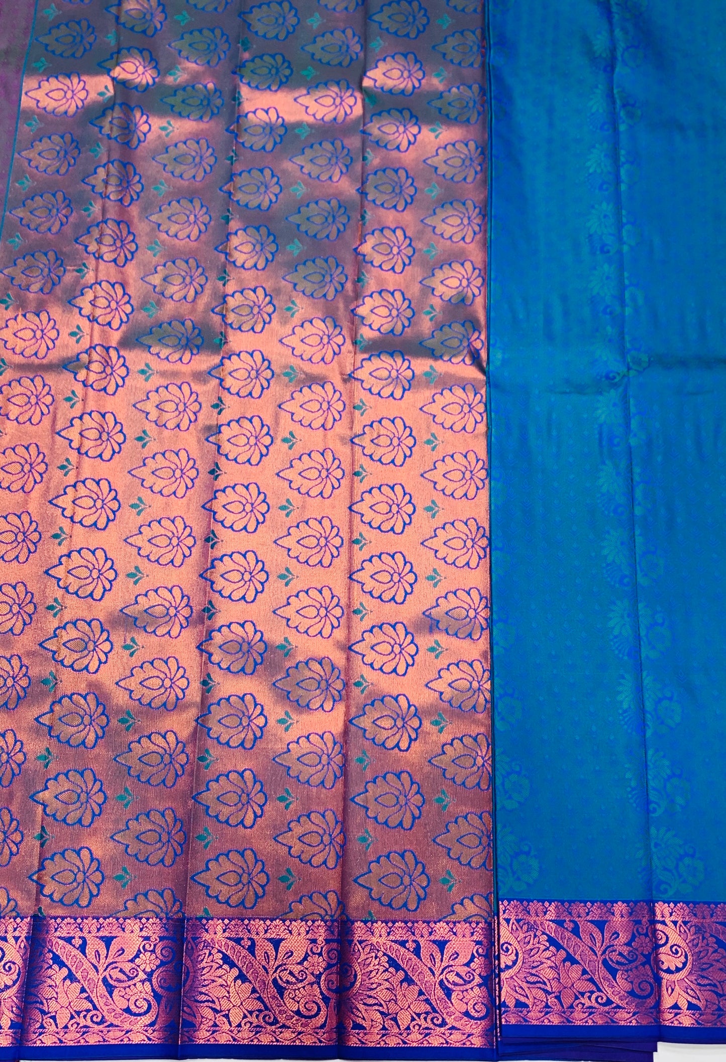 Vegan Silk Saree Purple Colour with Copper and Blue Border