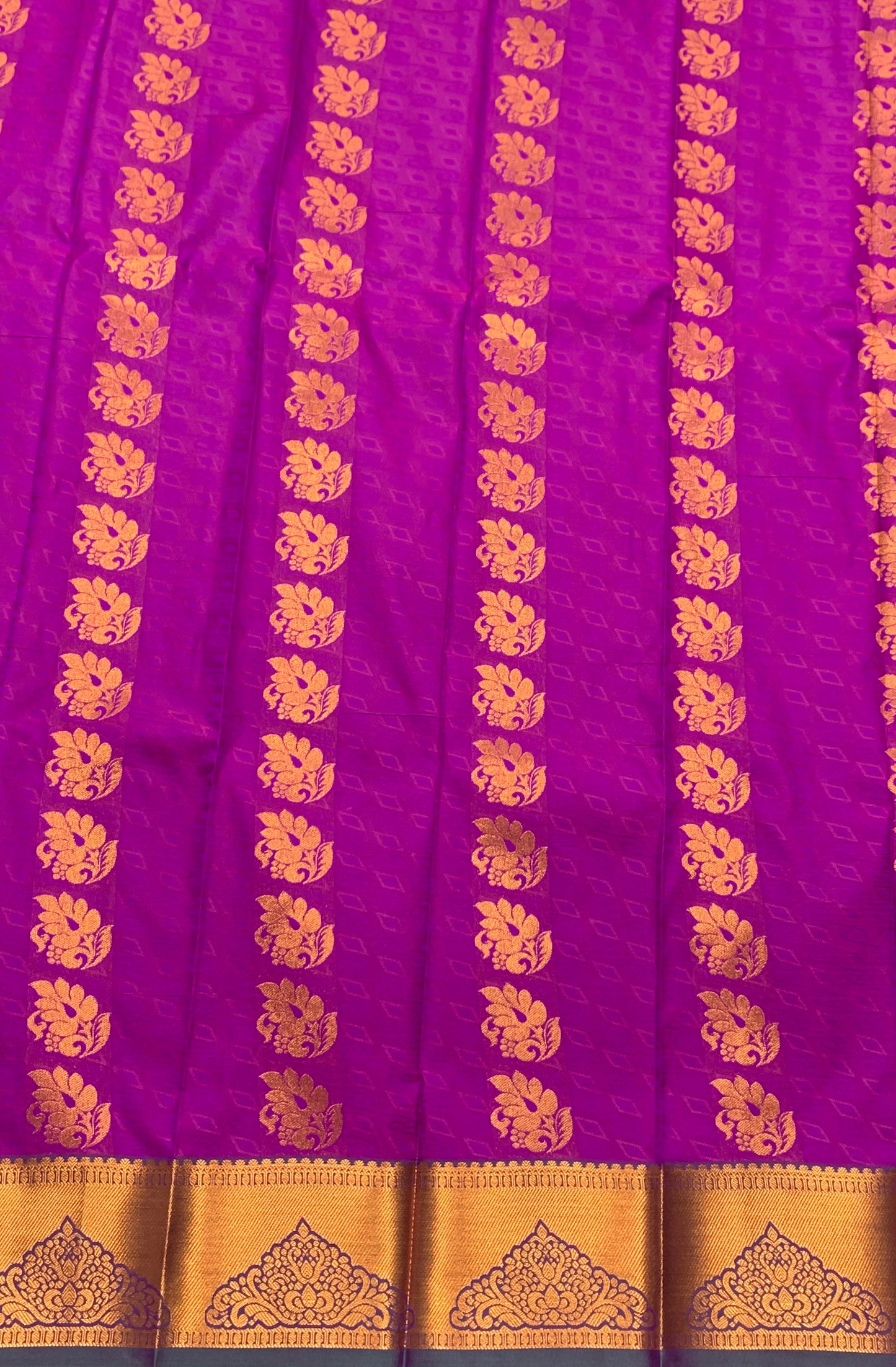 Vegan Silk Saree Pink Colour Saree with Copper Border