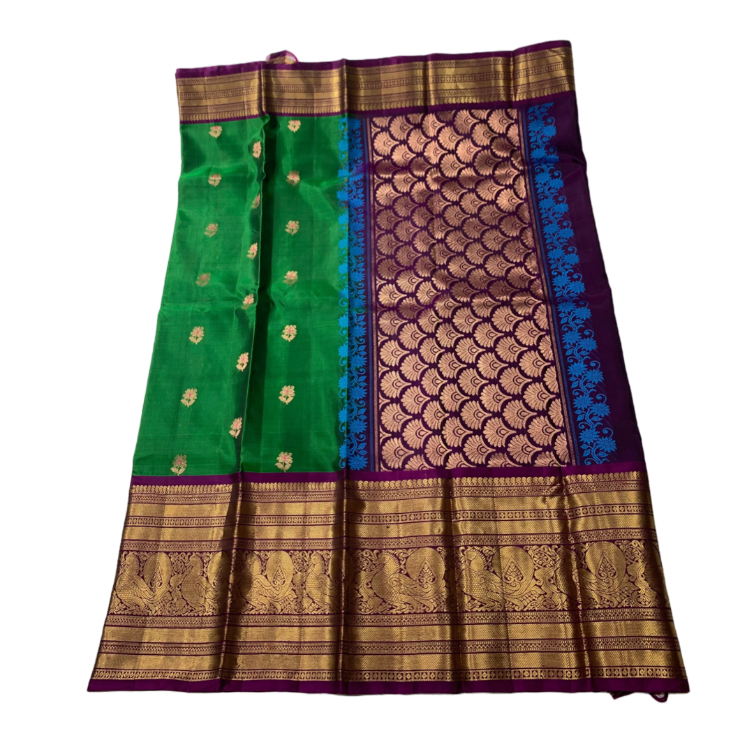 Pure Kanchivaram Silk Saree Green Colour with large Border