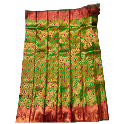 Green shade saree with Leaf Design