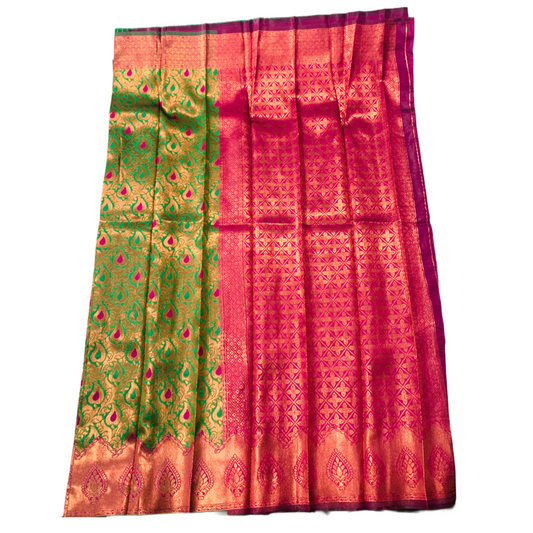 Green shade saree with Leaf Design