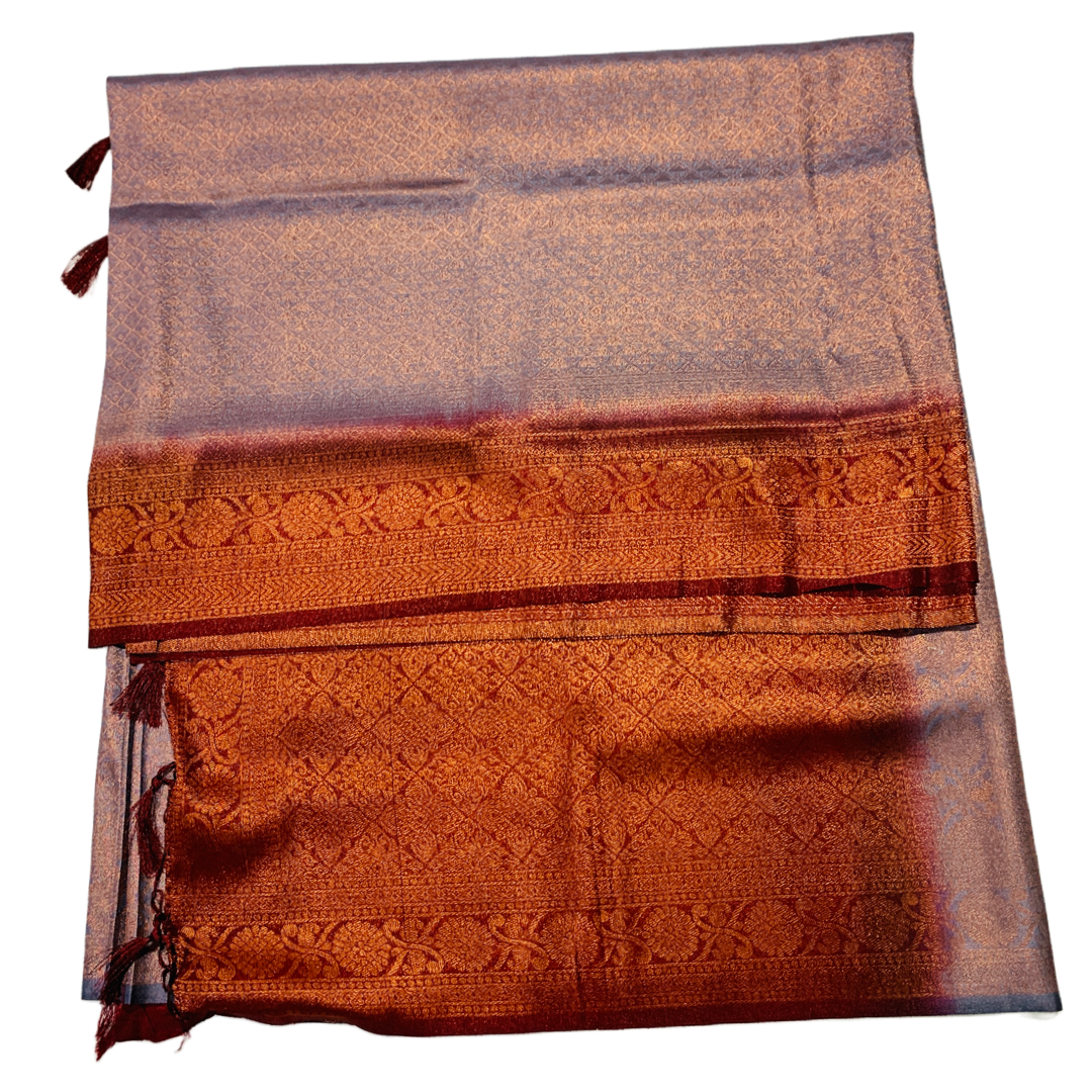 Gray shade kuberra pattu with Maroon Pallu