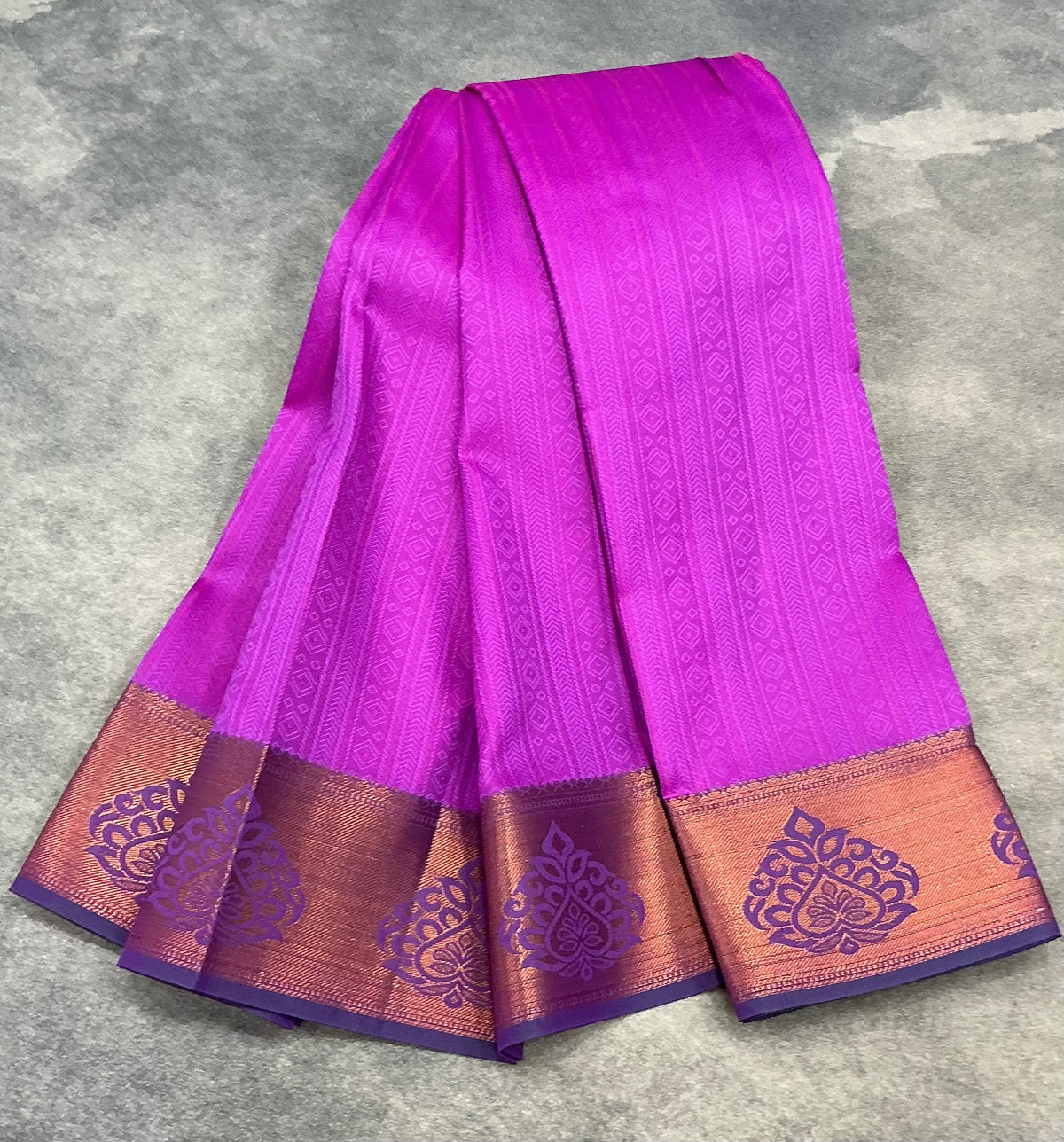 Poly Cotton Saree Magenta Colour with Copper Zari Border