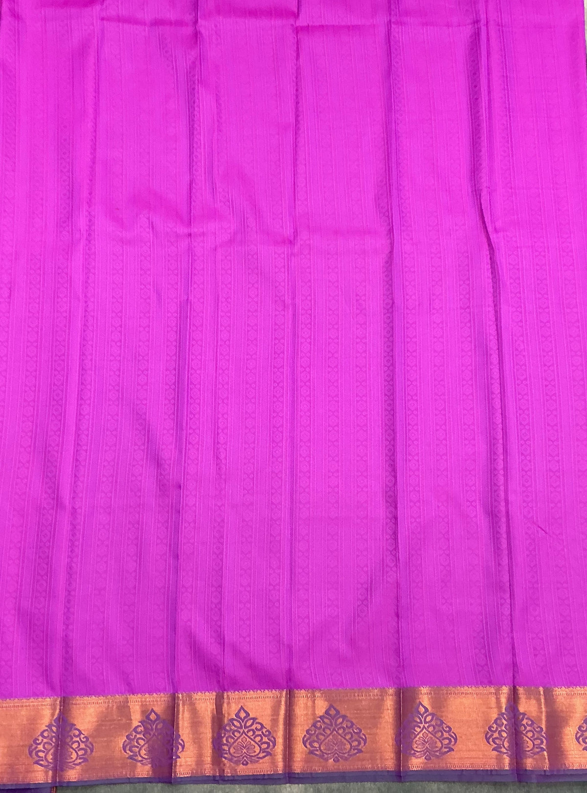 Poly Cotton Saree Magenta Colour with Copper Zari Border