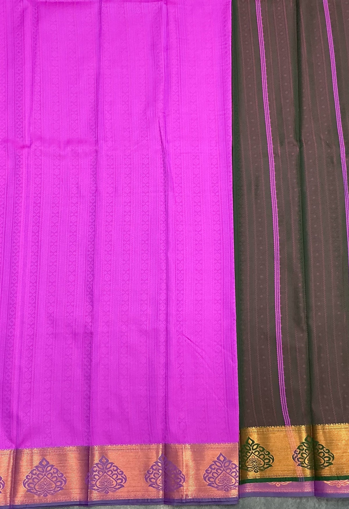 Poly Cotton Saree Magenta Colour with Copper Zari Border