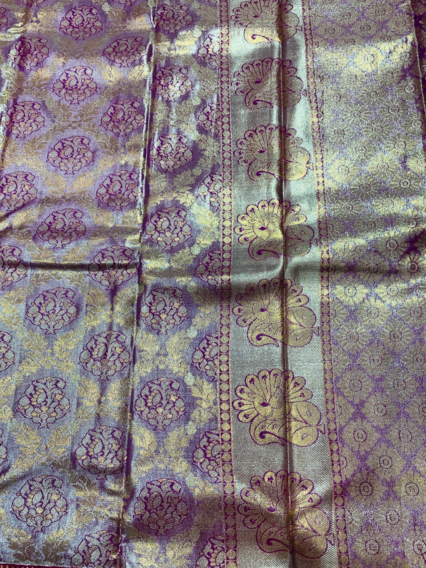 Golden Lavender shade Soft kanchi pattu with Purple and Golden Border