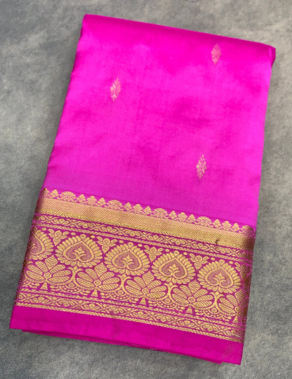 Pure Kanchipuram Silk Pink Colour with Golden Zari Border