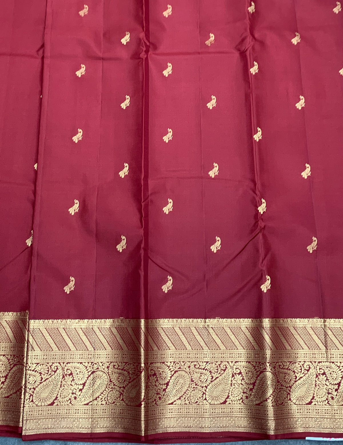 Pure Kanchipuram Silk Saree Maroon Colour with Golden zari Border