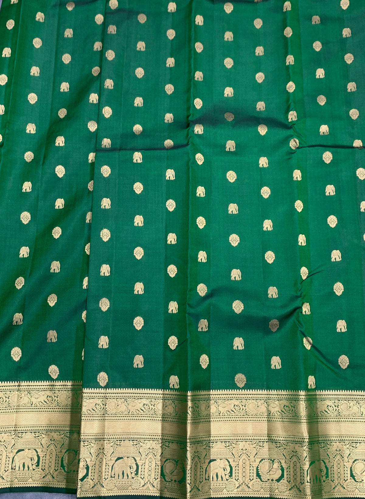 Pure Kanchipuram Silk Saree Emerald Green Colour with Golden zari Border
