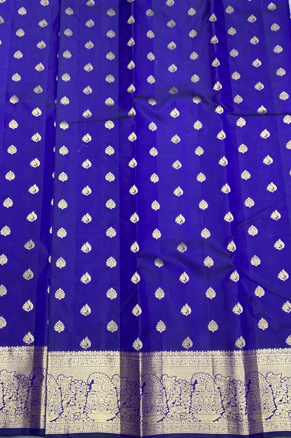 Pure Kanchipuram Silk Saree Violet Colour with Golden zari Border