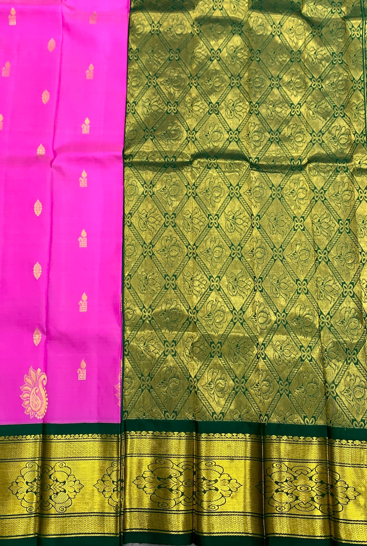 Pure Kanchipuram Silk Saree Baby Pink Colour with Green and Gold Zari Border