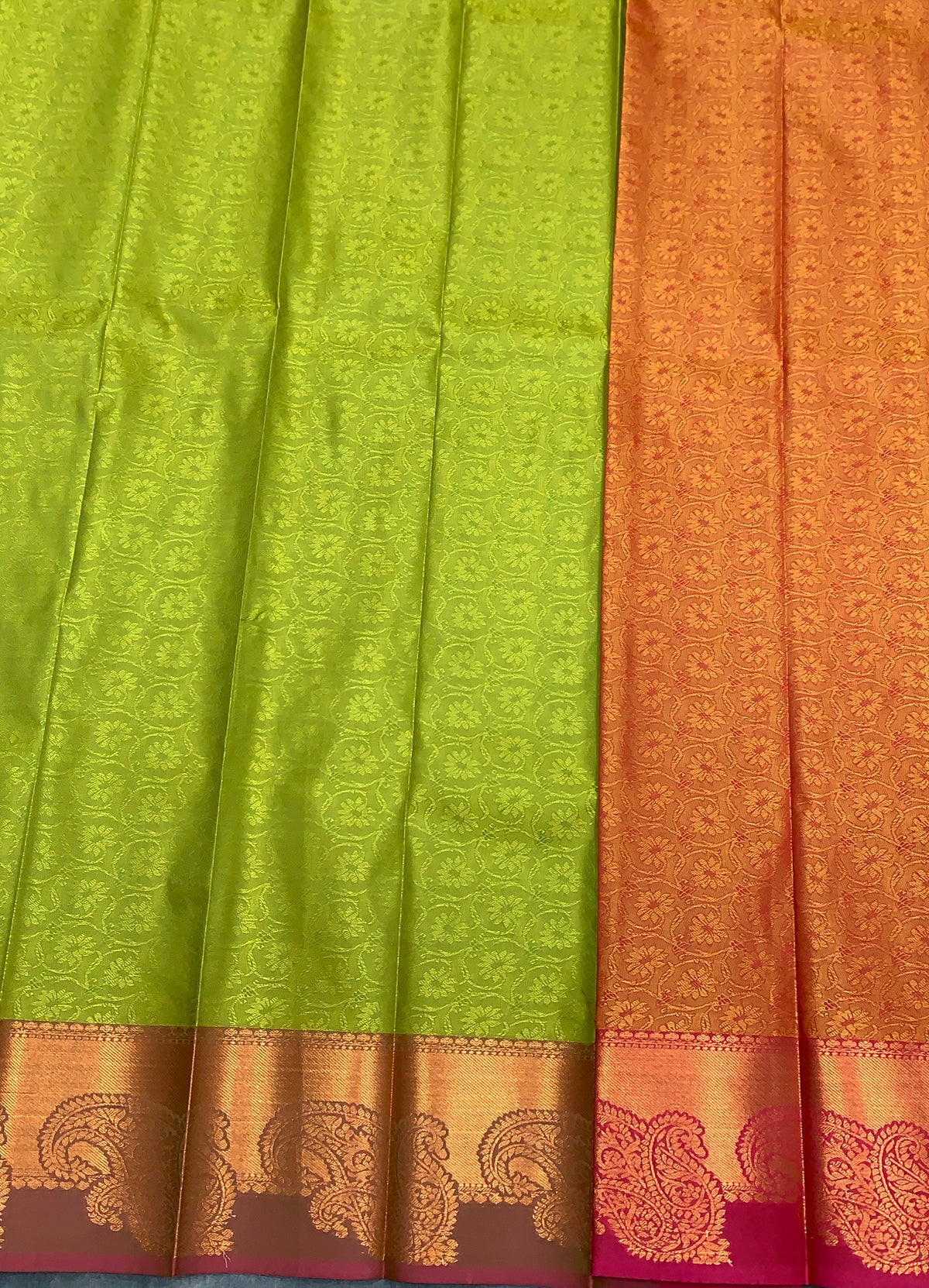Poly Cotton Saree Mehendi Green Colour with Copper Zari Border