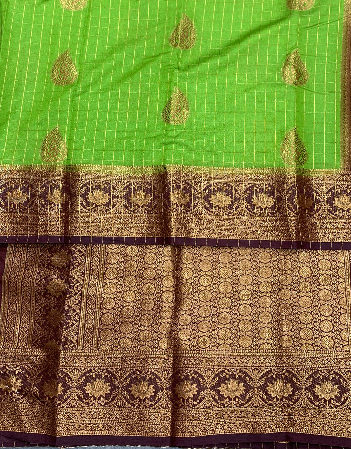 Georgette Saree Olive Green Colour with Brown Colour Border