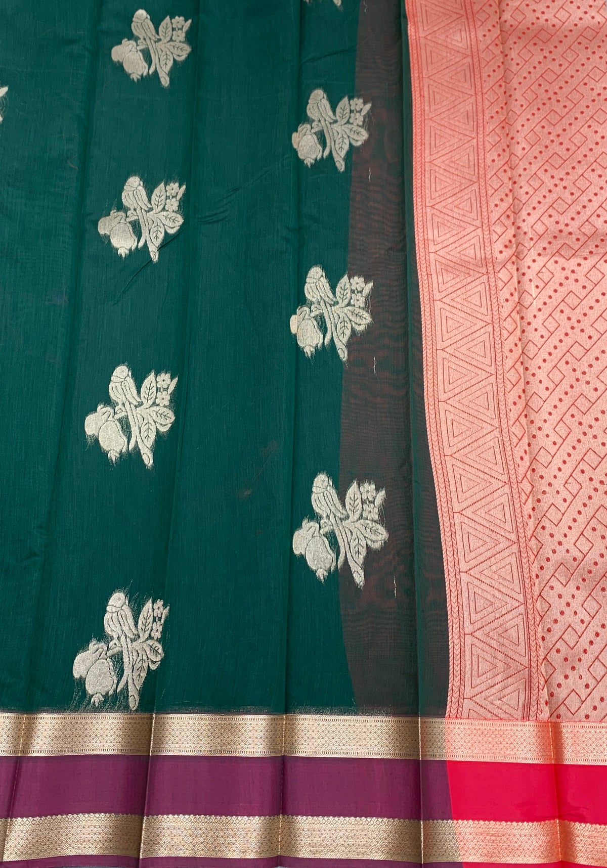 Green Colour Silk Cotton Saree with Rettai Pettu Border
