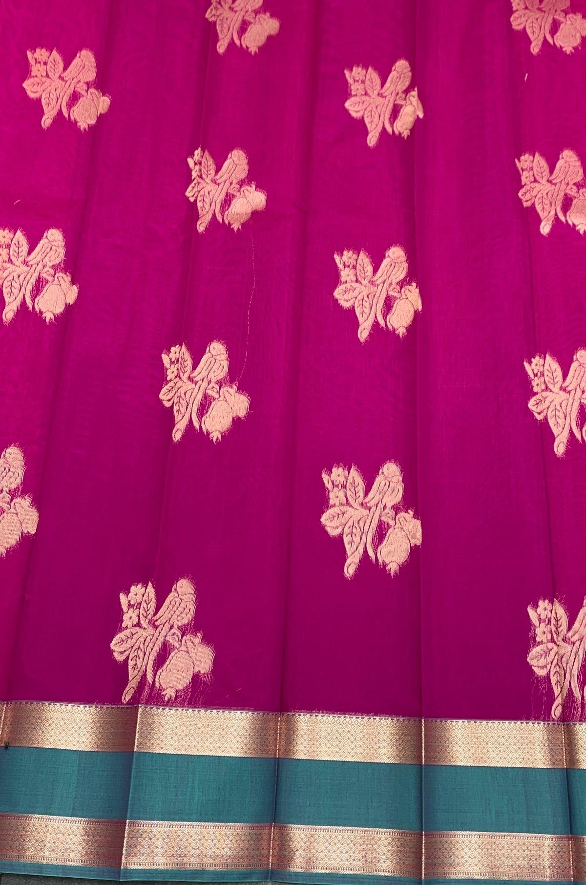 Magenta Colour Silk Cotton Saree with Rettai Pettu Border