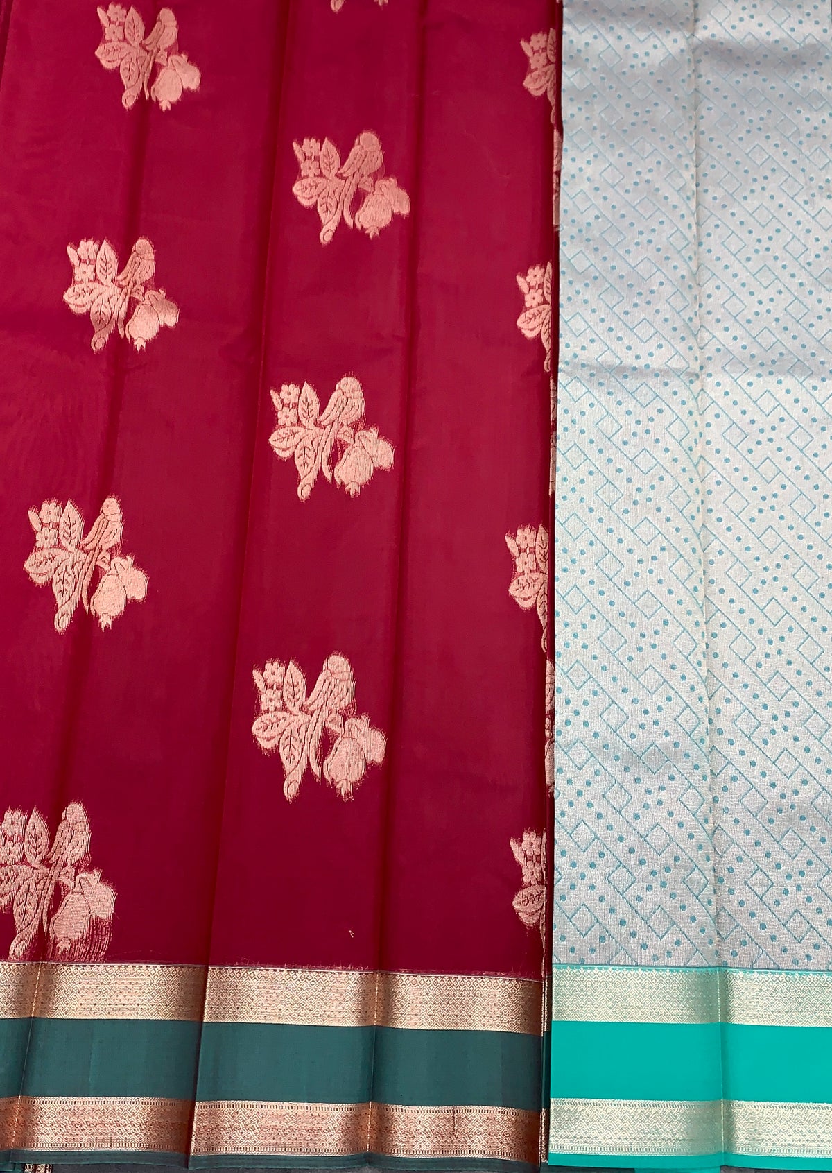 Maroon Colour Silk Cotton Saree with Rettai Pettu Border