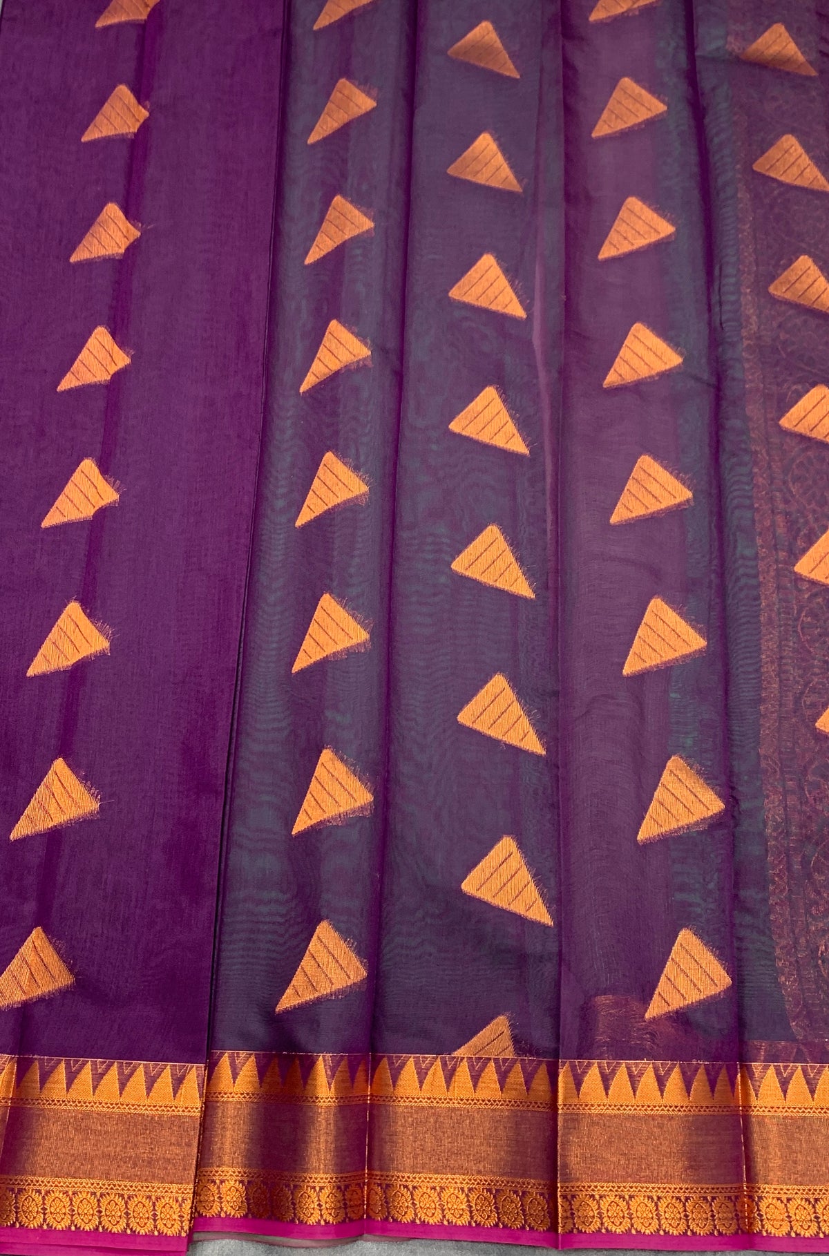 Magenta Colour Silk Cotton Saree with Copper Zari Border